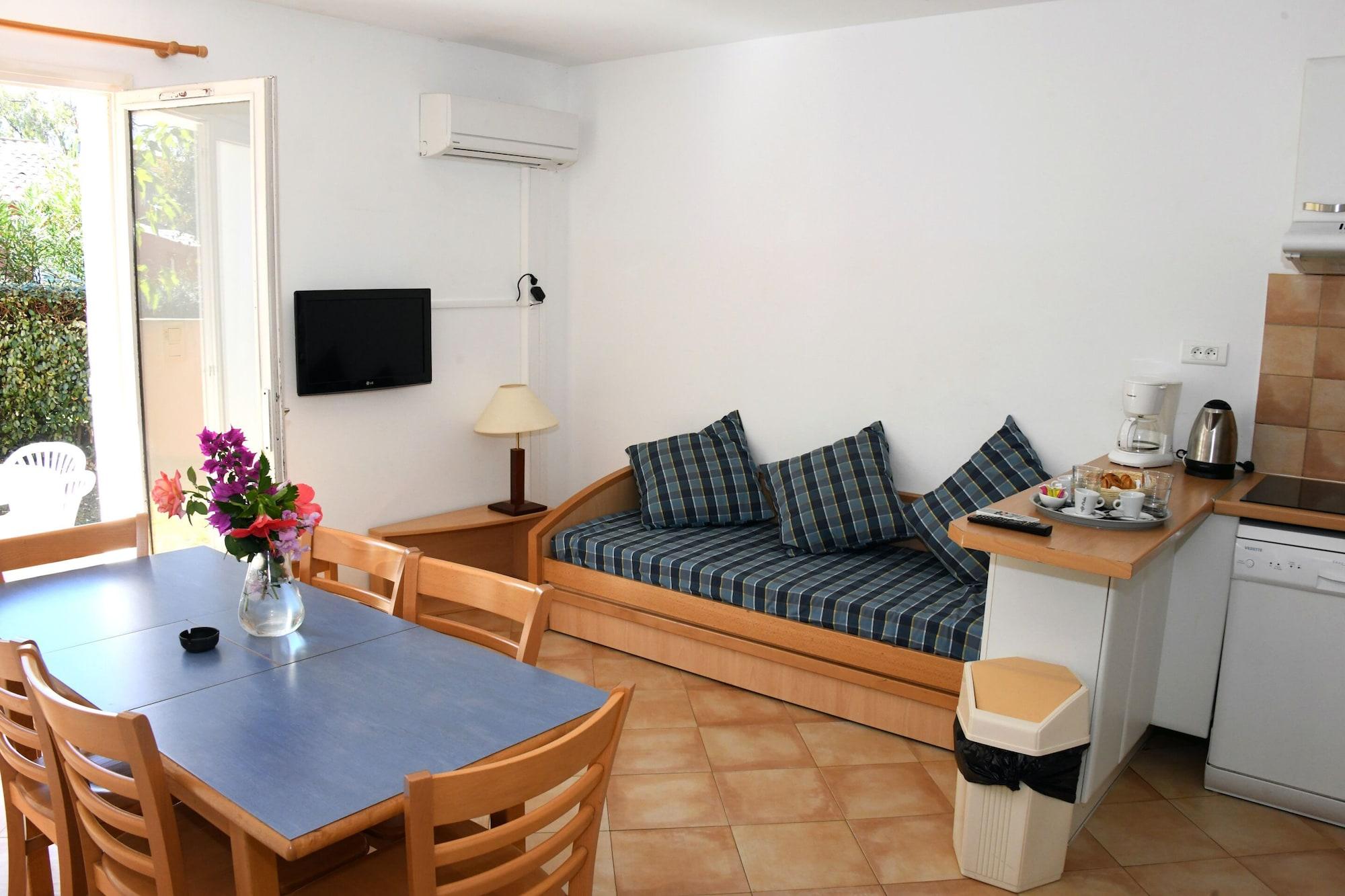 Residence Cala Bianca Borgo  Exteriör bild