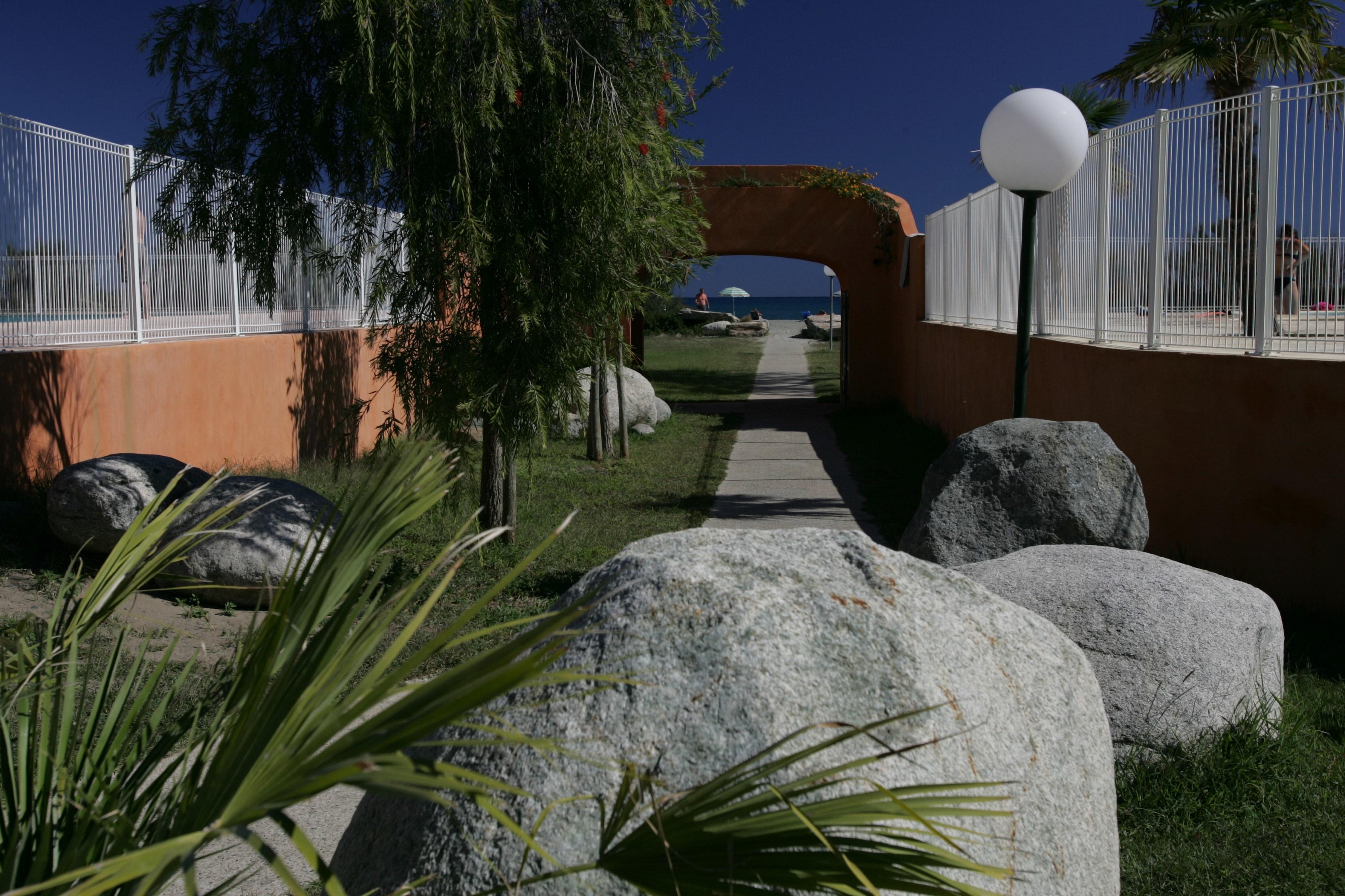 Residence Cala Bianca Borgo  Exteriör bild