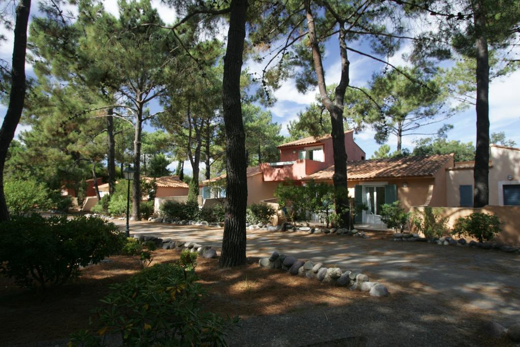 Residence Cala Bianca Borgo  Exteriör bild