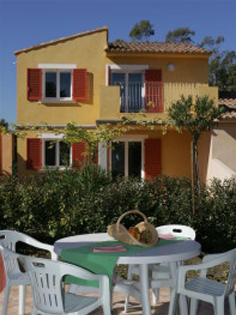 Residence Cala Bianca Borgo  Exteriör bild