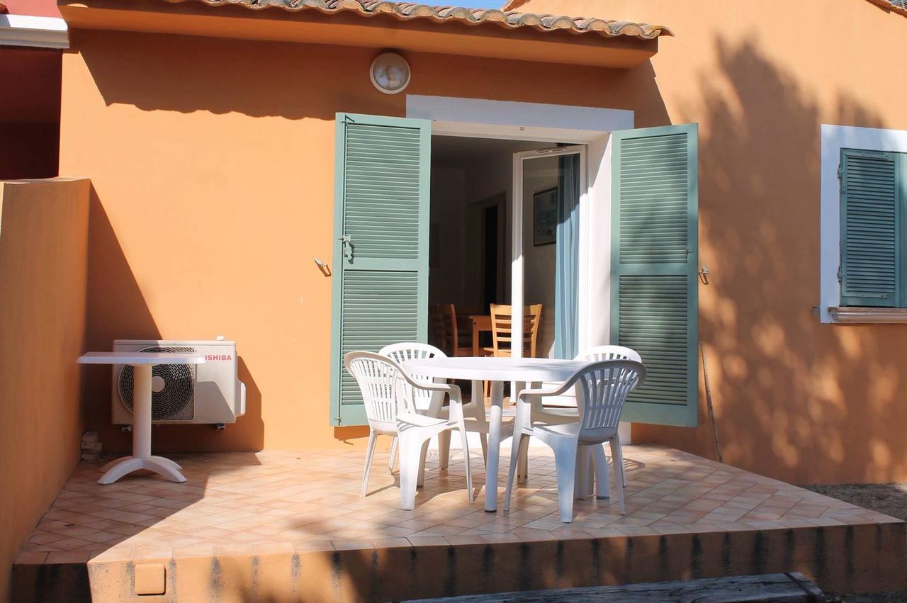 Residence Cala Bianca Borgo  Exteriör bild